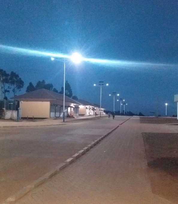 剑阁县非洲科特迪瓦太阳能路灯工程